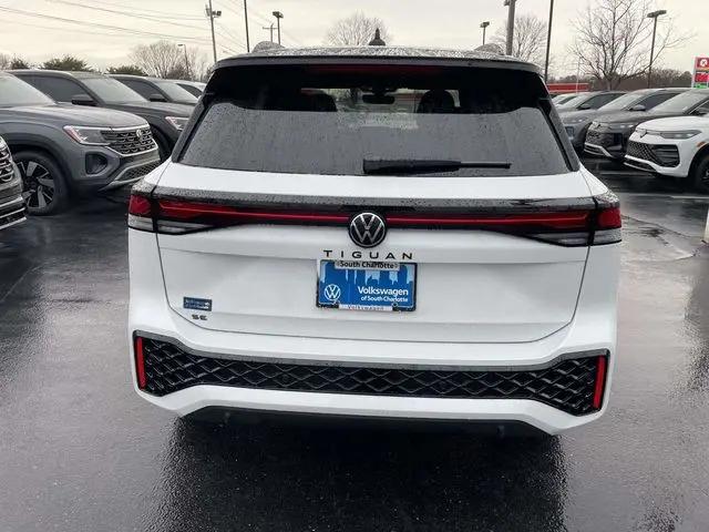 2026 Volkswagen Tiguan SE R-Line Black