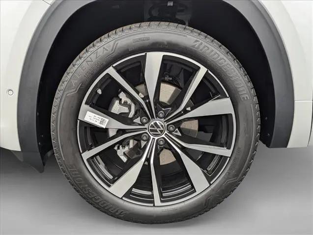 2026 Volkswagen Atlas SEL Premium R-Line