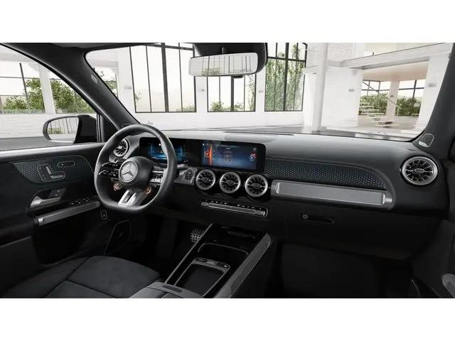 2026 Mercedes-Benz GLB 4MATIC