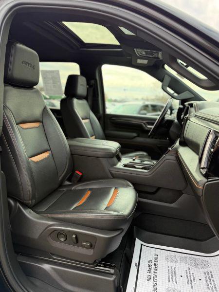 2024 GMC Sierra 3500HD 4WD Crew Cab Standard Bed AT4