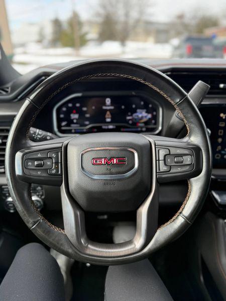 2024 GMC Sierra 3500HD 4WD Crew Cab Standard Bed AT4