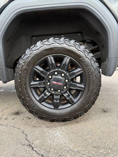 2024 GMC Sierra 3500HD 4WD Crew Cab Standard Bed AT4