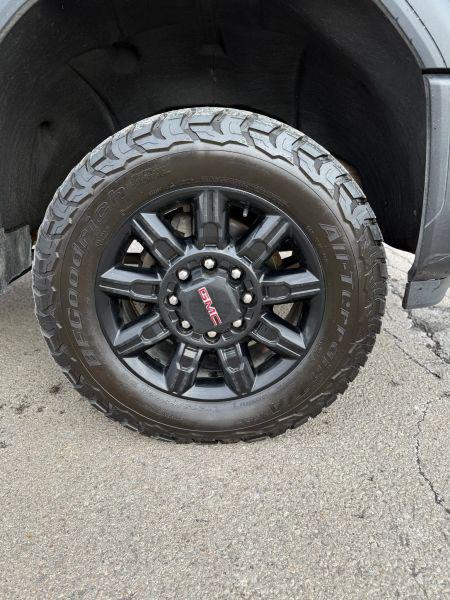 2024 GMC Sierra 3500HD 4WD Crew Cab Standard Bed AT4