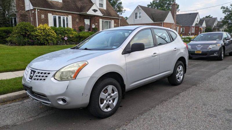 2009 Nissan Rogue S for sale in East Meadow, NY