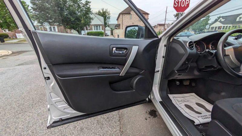 2009 Nissan Rogue S