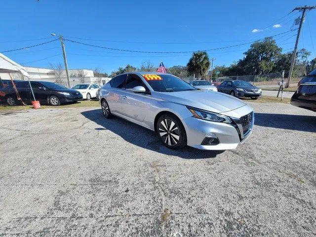 2020 Nissan Altima SL FWD