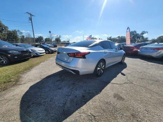 2020 Nissan Altima SL FWD