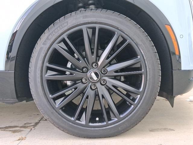 2026 Cadillac iQ Sport AWD