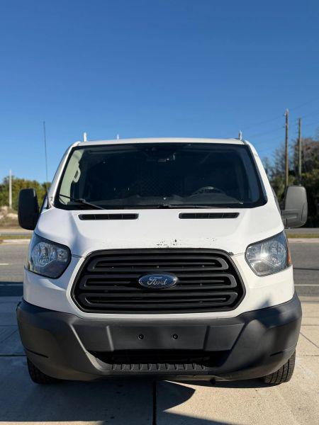 2019 Ford Transit w/60/40 Side Door w/RWB