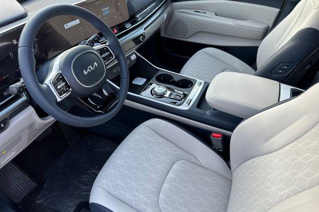 2026 Kia Carnival MPV SX
