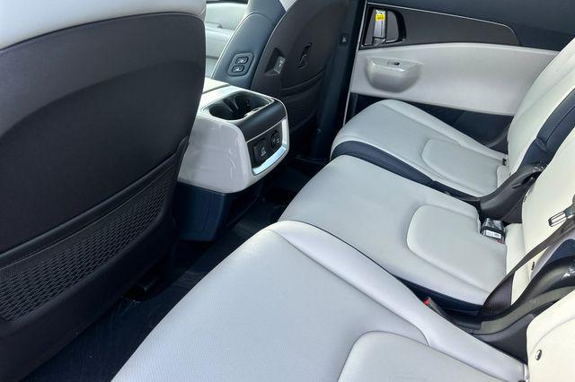 2026 Kia Carnival MPV SX
