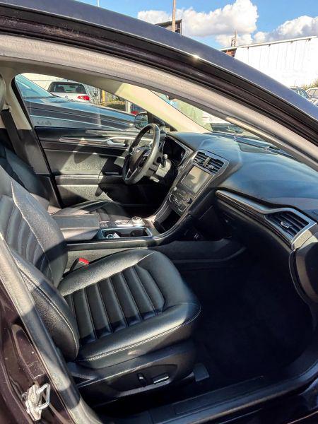 2020 Ford Fusion SEL