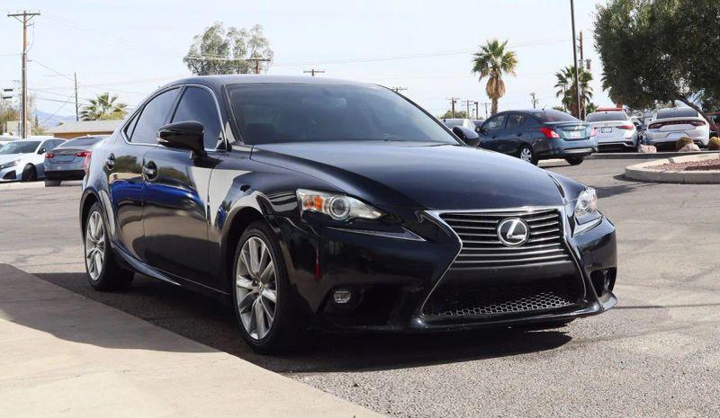 2015 Lexus IS 250 Crafted Line