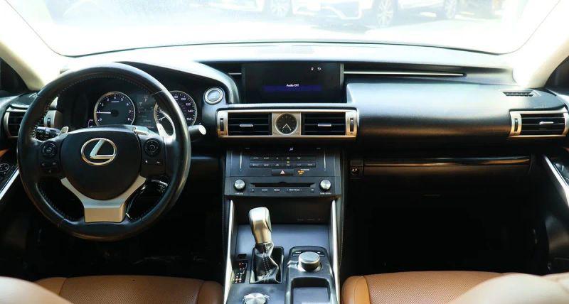 2015 Lexus IS 250 Crafted Line