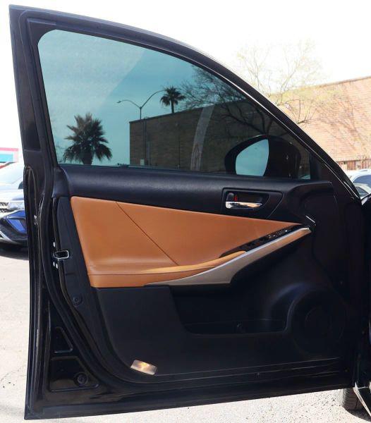 2015 Lexus IS 250 Crafted Line