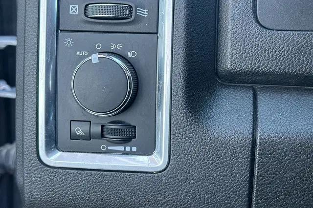 2024 Ram 1500 Classic SLT Quad Cab 4x4 6'4" Box