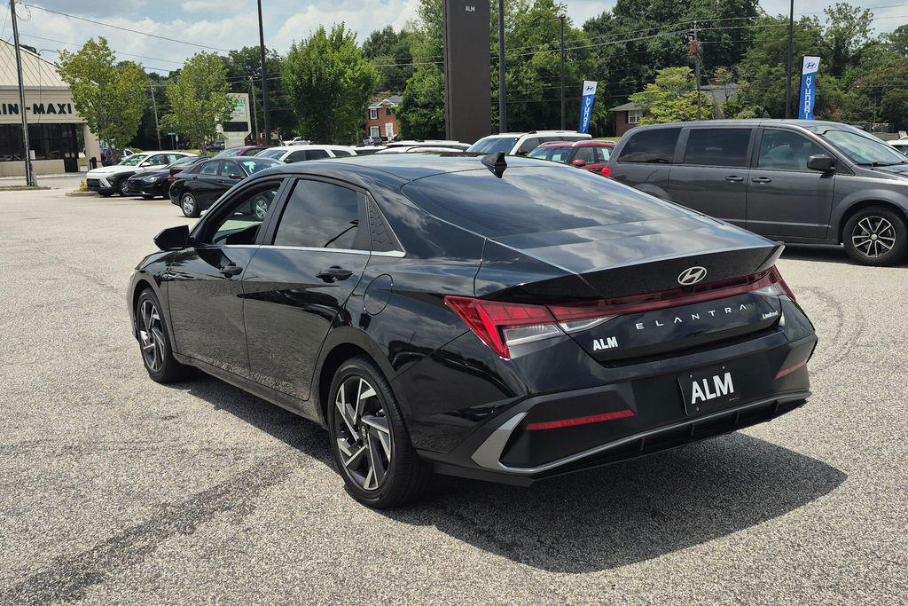 New 2026 Black Hyundai Limited image 8