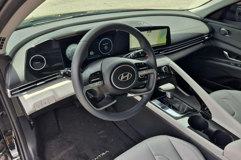 New 2026 Black Hyundai Limited image 12