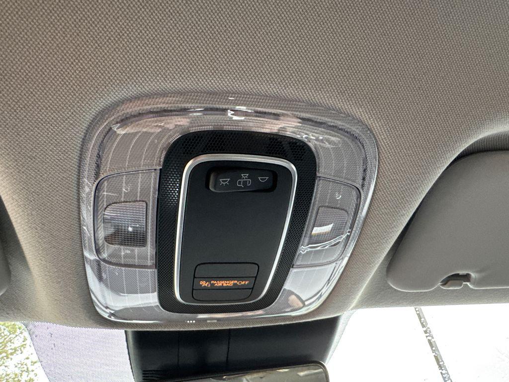 New 2026 Gray HYUNDAI SE image 20