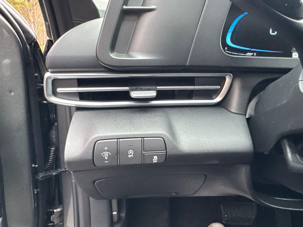 New 2026 Gray HYUNDAI SE image 21