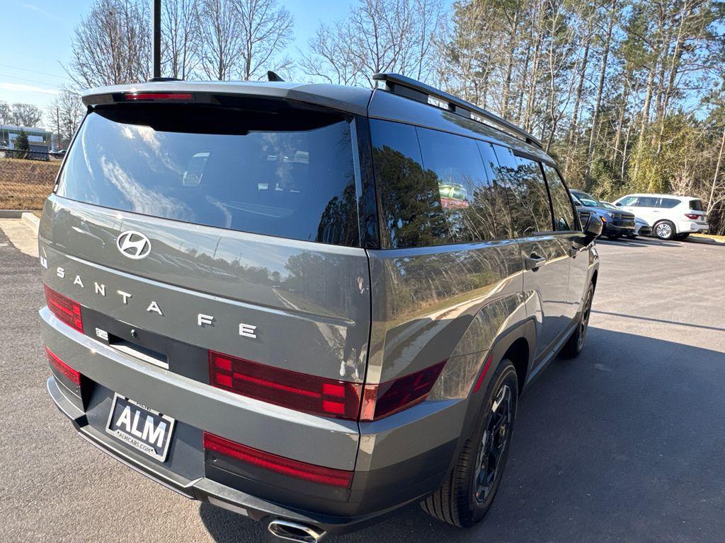 New 2026 Gray HYUNDAI SEL FWD image 6