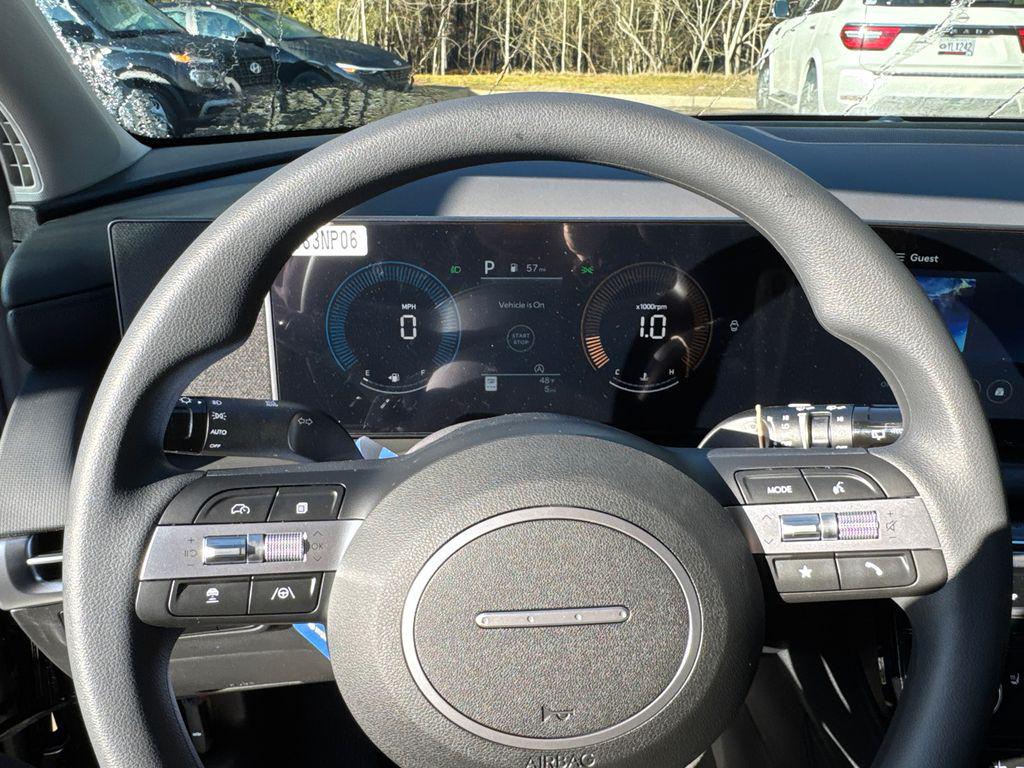 New 2026 Phantom Black HYUNDAI SE FWD image 18