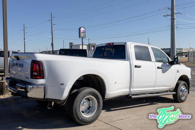 2026 Ram 3500 Tradesman Crew Cab 4x4 8' Box