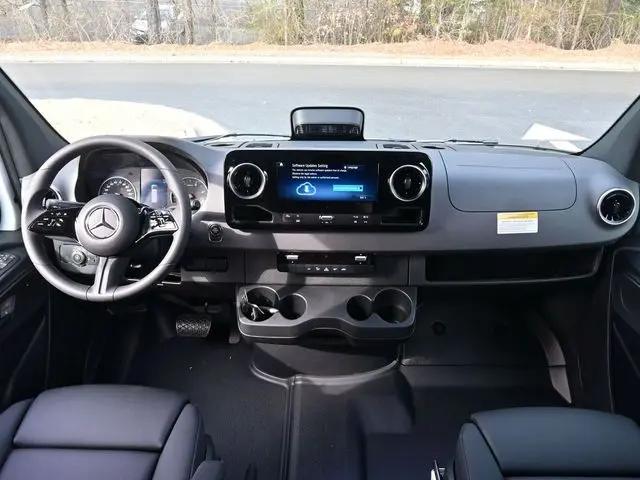 2026 Mercedes-Benz Sprinter 2500 High Roof 4-Cyl Diesel HO
