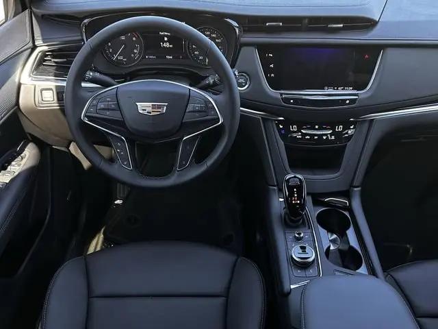 2026 Cadillac XT5 Premium Luxury FWD
