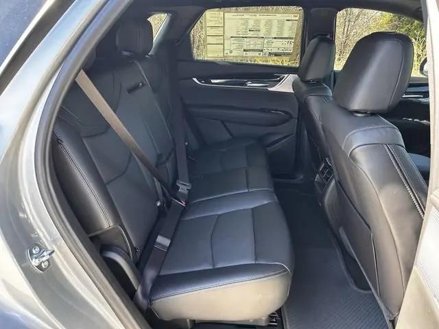 2026 Cadillac XT5 Premium Luxury FWD
