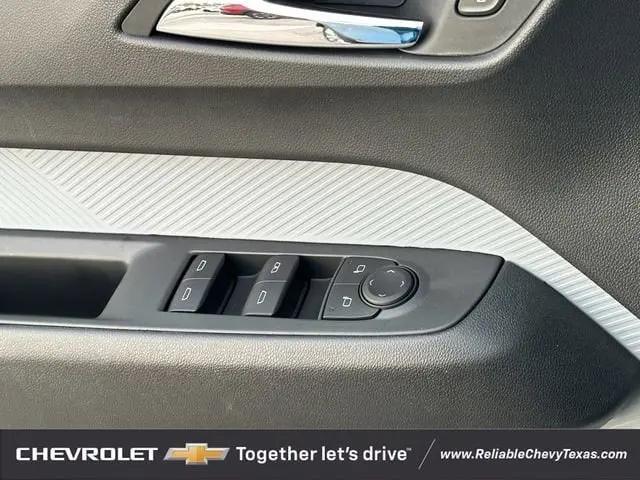 2027 Chevrolet Bolt LT FWD
