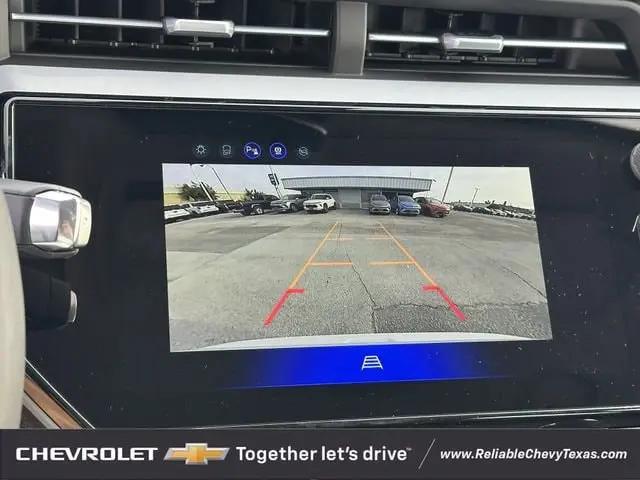 2027 Chevrolet Bolt LT FWD