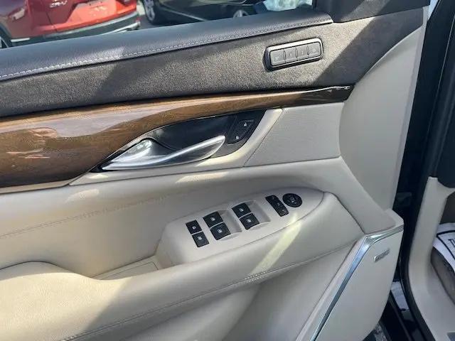 2020 Cadillac Escalade 2WD Premium Luxury