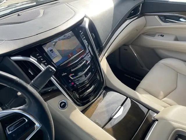 2020 Cadillac Escalade 2WD Premium Luxury