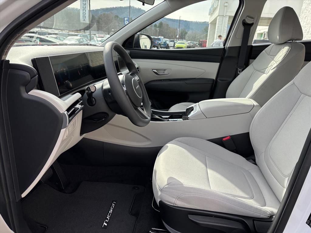 2026 Hyundai Tucson SE - Photo 9
