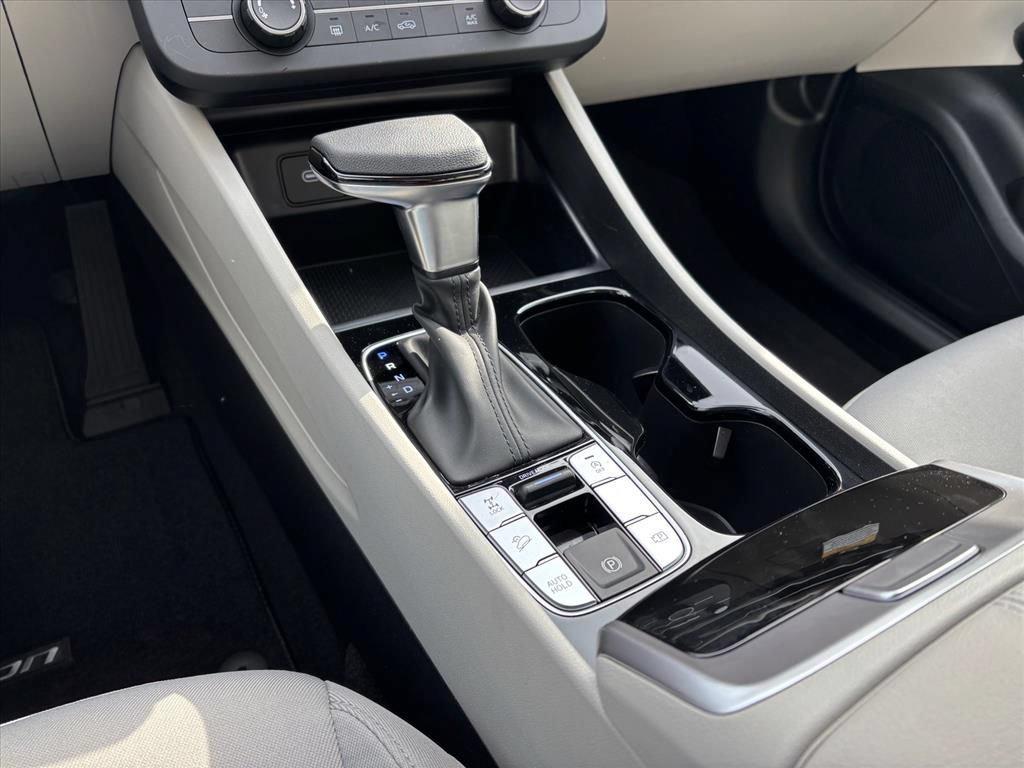2026 Hyundai Tucson SE - Photo 17