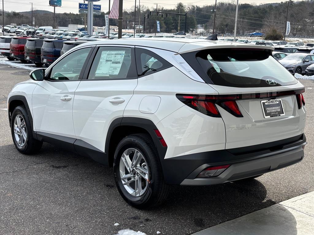 2026 Hyundai Tucson SE - Photo 2