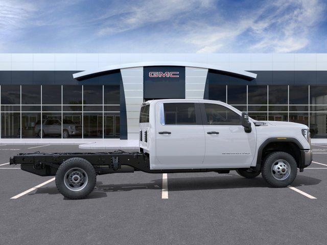 2025 GMC Sierra 3500HD Pro