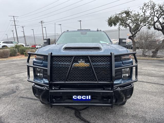 2025 Chevrolet Silverado 2500HD 4WD Crew Cab Standard Bed Custom