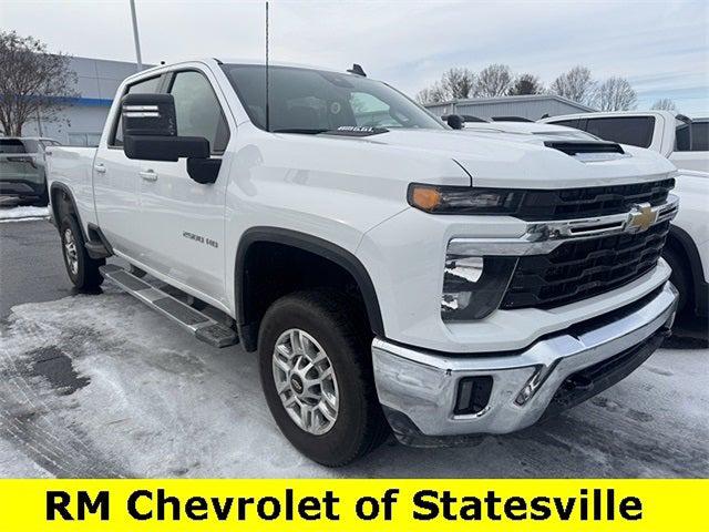 2025 Chevrolet Silverado 2500HD 4WD Crew Cab Standard Bed LT