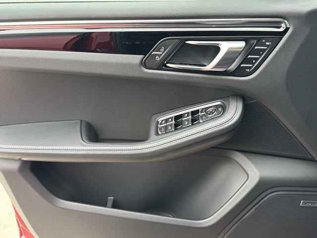 2026 Porsche Macan T