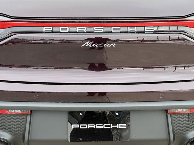 2026 Porsche Macan AWD
