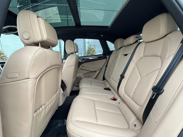 2026 Porsche Macan AWD