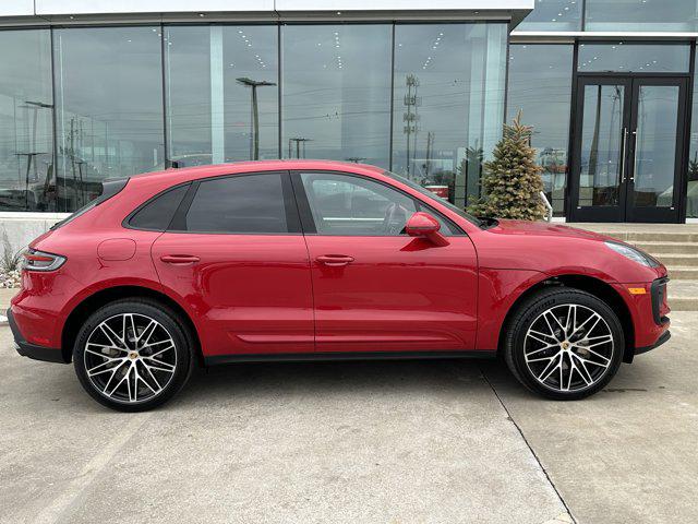 2026 Porsche Macan AWD