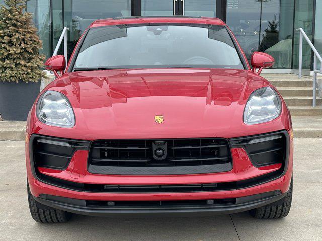 2026 Porsche Macan AWD