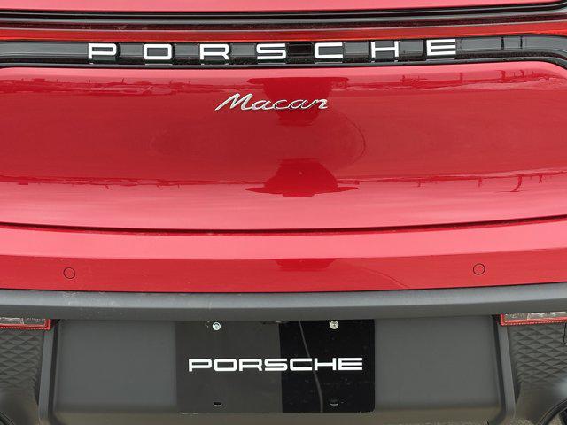 2026 Porsche Macan AWD