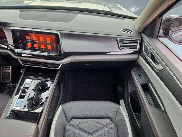 2026 Volkswagen Atlas Peak Edition