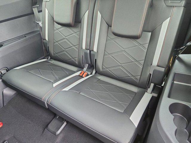 2026 Volkswagen Atlas Peak Edition