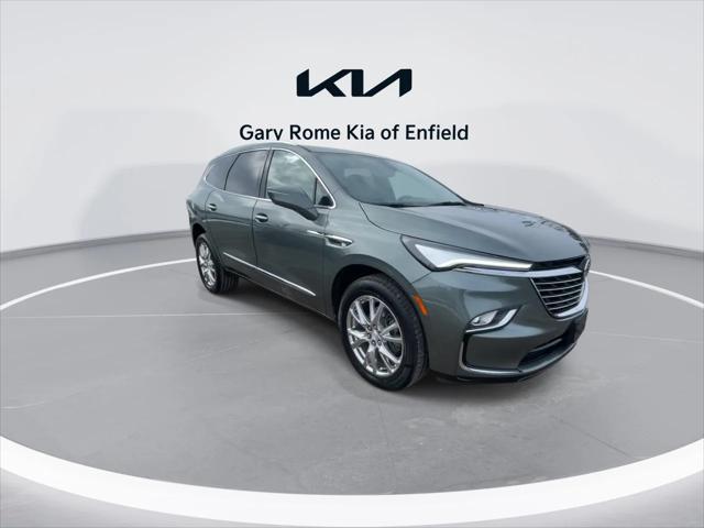 2022 Buick Enclave AWD Essence