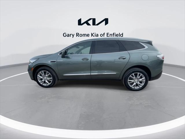 2022 Buick Enclave AWD Essence
